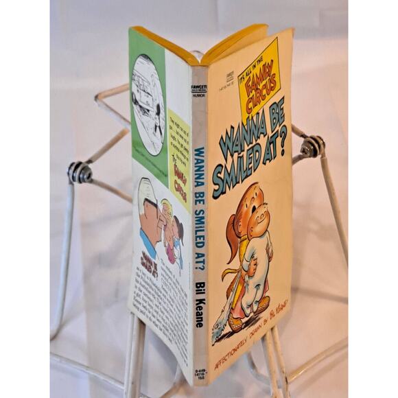 Wanna Be Smiled At? (The Family Circus) by Bil Keane (1970 MMPB) - Picture 3 of 6